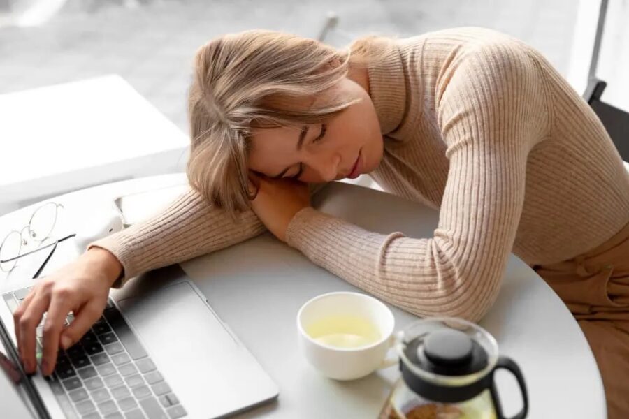 4 signes que votre corps est trop acide et comment y remédier vite
