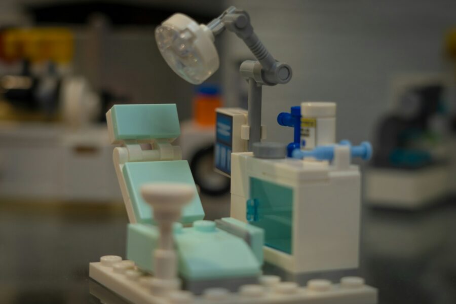 Robotique pharmaceutique : innovations, avantages et limites