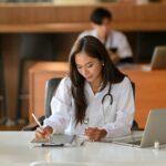 Pharmacien etude : durée, étapes et difficultés à anticiper