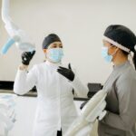 Coût des études de dentiste : frais, durée et solutions de financement