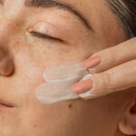 Comment l’acide hyaluronique transforme-t-il l’hydratation de votre visage ?