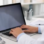 Comment se connecter au logiciel dentaire Veasy sans erreur ?