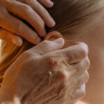 Appareils anti-acouphènes : les critères pour bien choisir selon vos besoins